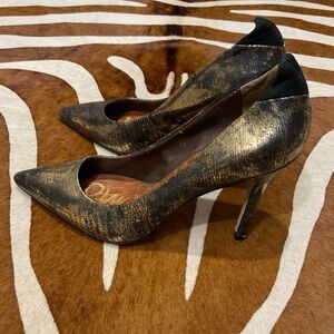 Sam Edelman Deela Gold Metallic Reptile Pumps